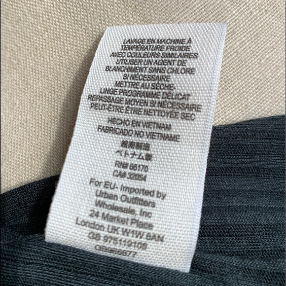 Free People • Just a Fling top - Picture 12 of 13